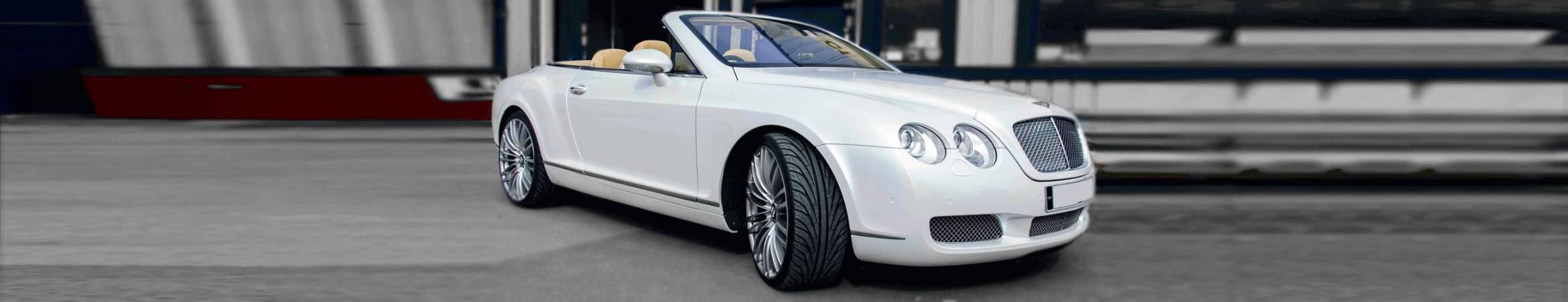 Bentley. <em>White Pearl Car Wrap</em>